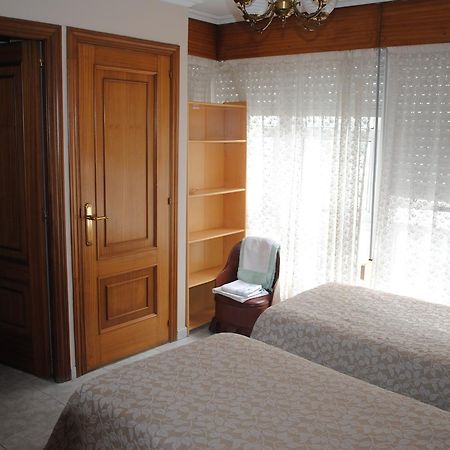 Hôtel Choyo 2 à Ferrol Extérieur photo